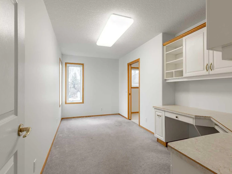 3019 48 Avenue S, Lethbridge, AB, T1K 7B3 - 17