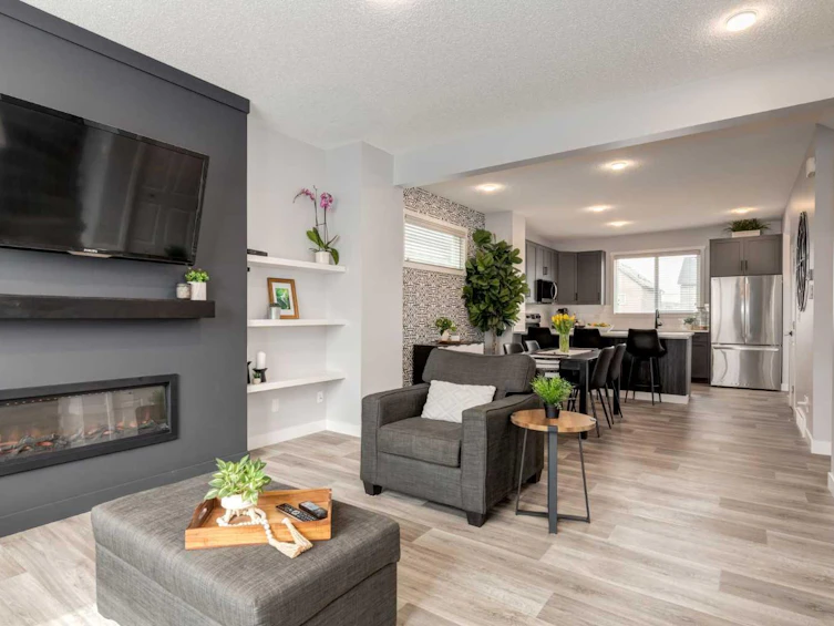 44 Carringvue Link NW, Calgary, AB, T3P 1K6