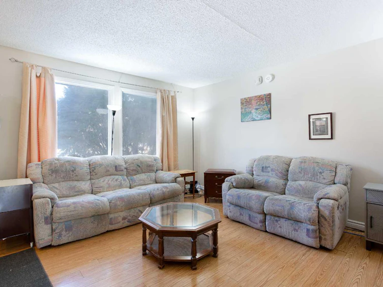 647 Whiteridge Way NE, Calgary, AB, T1Y 4S8 - 3