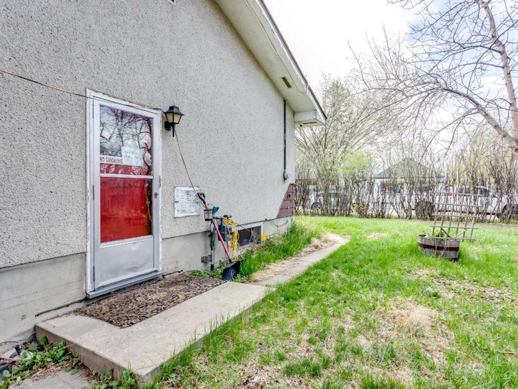 78 Mcrae Street, Okotoks, AB, T1S 1J6 - 8