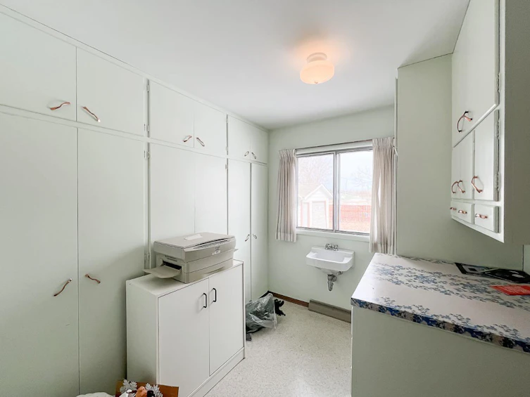 102 1 Avenue SE, Falher, AB, T0H 1M0 - 13