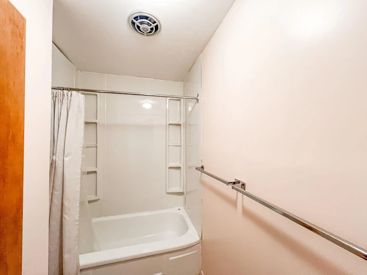 102 1 Avenue SE, Falher, AB, T0H 1M0 - 39