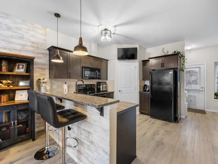402-1001 8 Street NW, Airdrie, AB, T4B 0W2 - 10