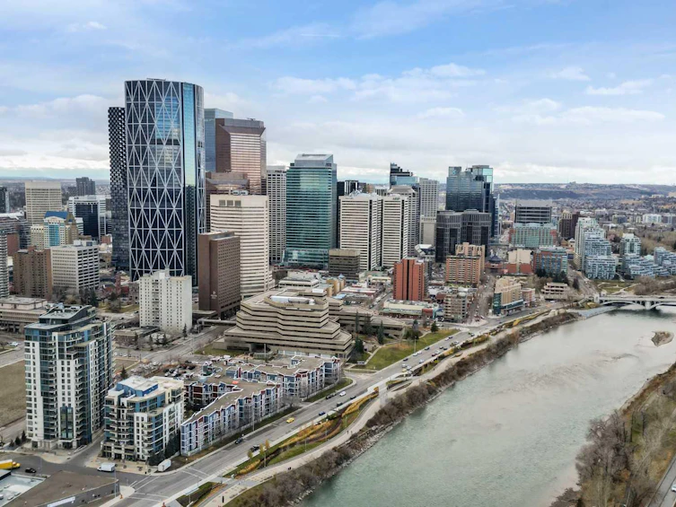 402-123 4 Street NE, Calgary, AB, T2E 8K3 - 5