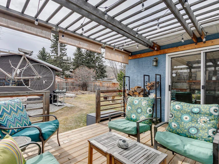 8111 34 Avenue NW, Calgary, AB, T3B 1P9 - 37