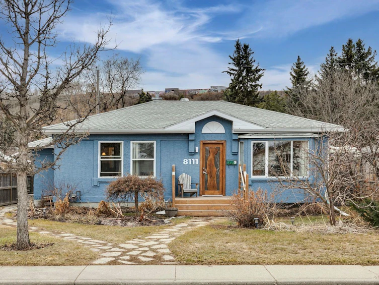 8111 34 Avenue NW, Calgary, AB, T3B 1P9 - 42