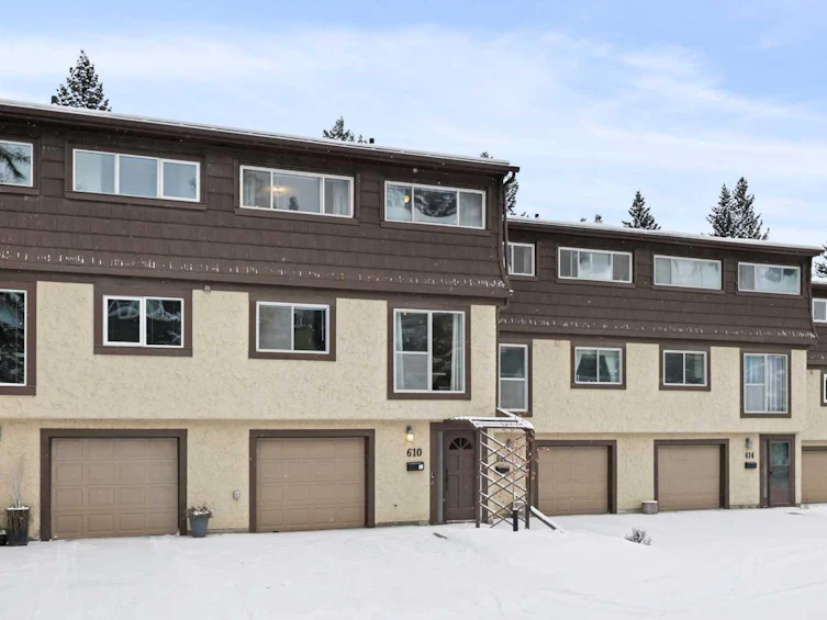 610-3130 66 Avenue SW, Calgary, AB, T3E 5K8 - 2