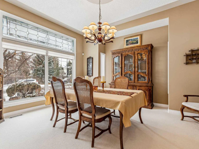72 Mt Cascade Close SE, Calgary, AB, T2Z 2K5 - 8