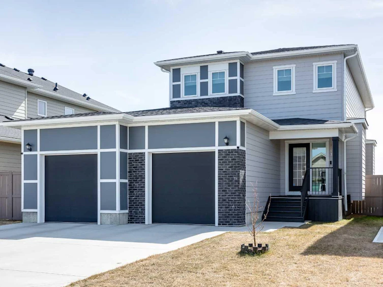 803 Mandalay Boulevard, Carstairs, AB, T0M 0N0 - 2