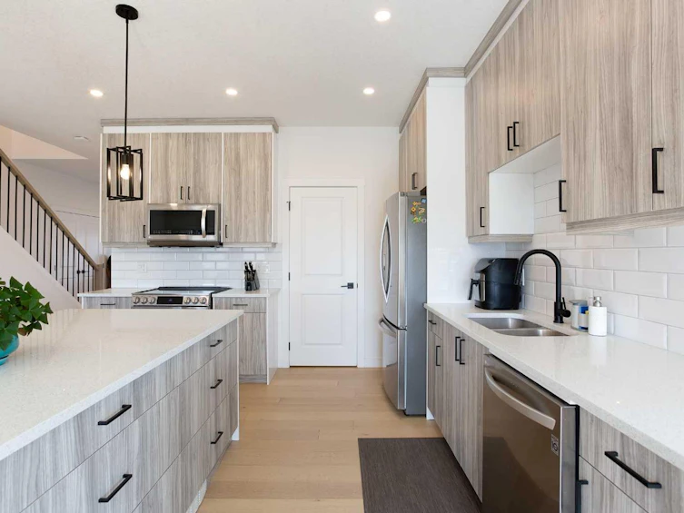 803 Mandalay Boulevard, Carstairs, AB, T0M 0N0 - 5