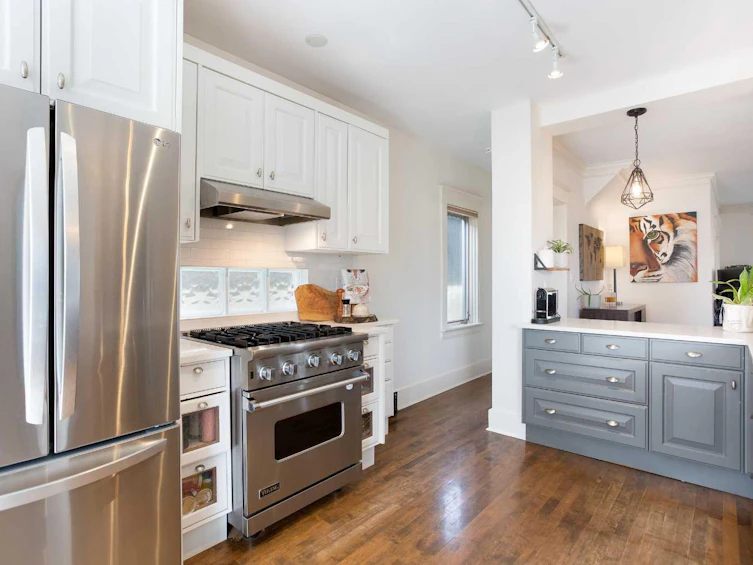 307 12 Avenue NW, Calgary, AB, T2M 0C8 - 5