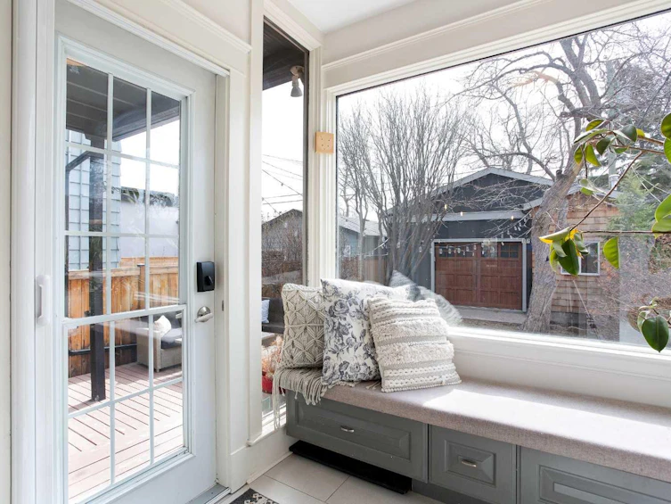 307 12 Avenue NW, Calgary, AB, T2M 0C8 - 16