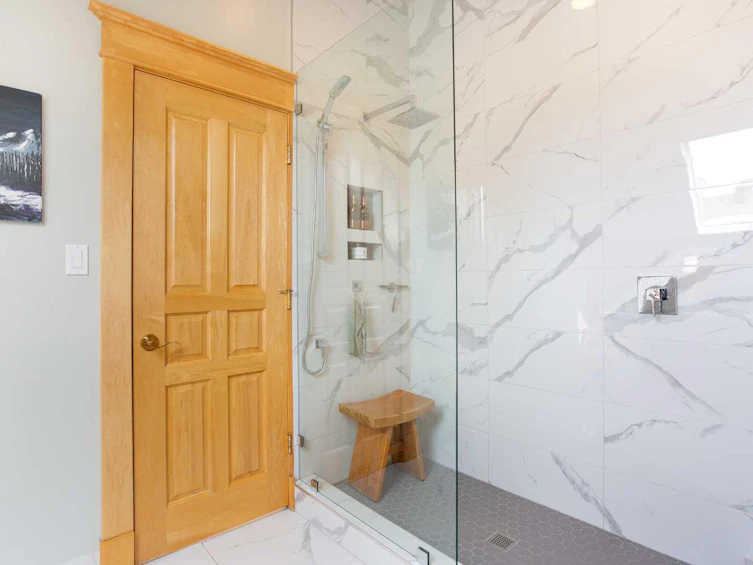 307 12 Avenue NW, Calgary, AB, T2M 0C8 - 24