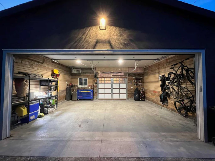 307 12 Avenue NW, Calgary, AB, T2M 0C8 - 37