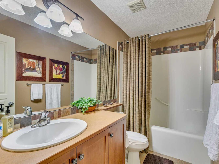 106 Cranleigh Way SE, Calgary, AB, T3M 0A1 - 31