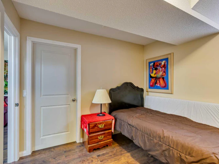 106 Cranleigh Way SE, Calgary, AB, T3M 0A1 - 39