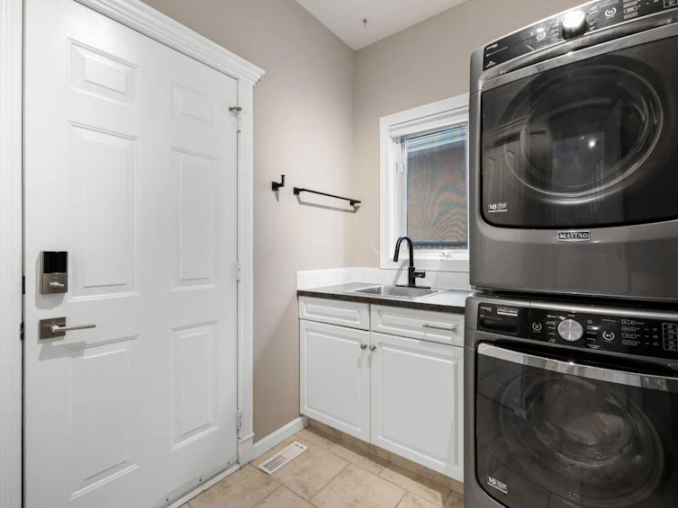 169 Patterson Boulevard SW, Calgary, AB, T3H 3B1 - 22