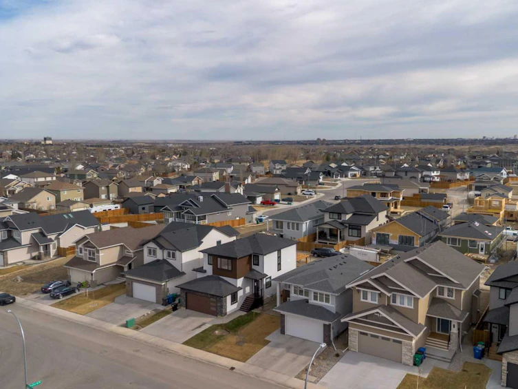 31 Rivergrove Lane W, Lethbridge, AB, T1K 8E6 - 48