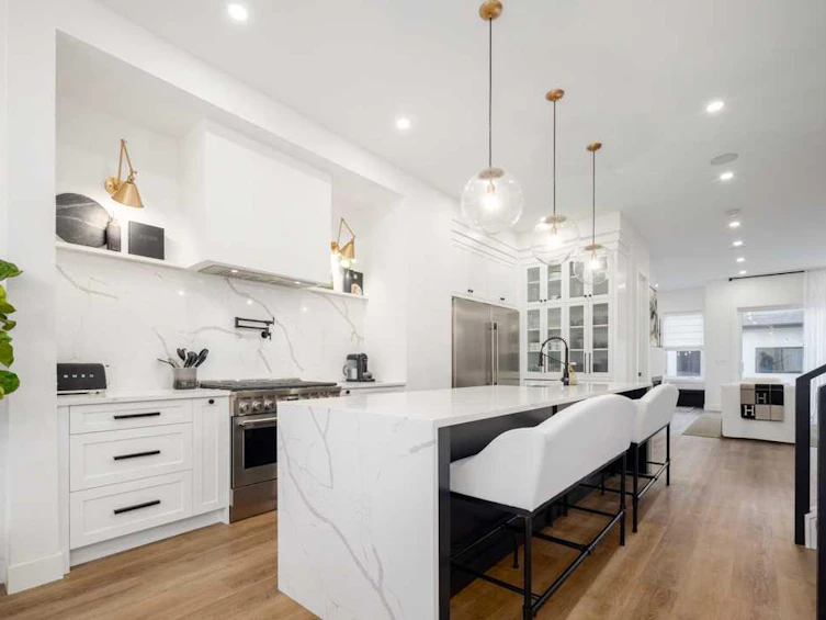 4414 35 Avenue SW, Calgary, AB, T3E 1B3 - 10