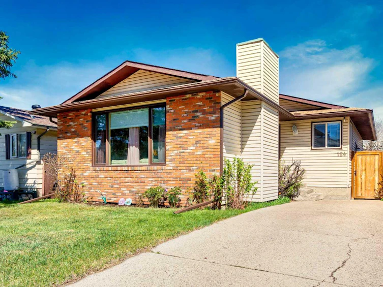 124 Templeridge Close NE, Calgary, AB, T1Y 4E2 - 2