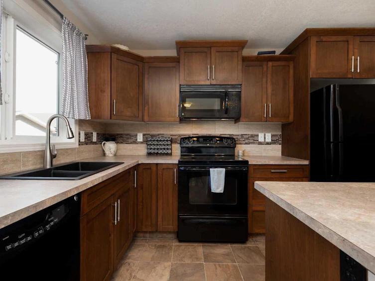 562 Mary Cameron Crescent N, Lethbridge, AB, T1H 6V6 - 5