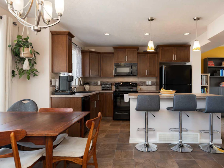 562 Mary Cameron Crescent N, Lethbridge, AB, T1H 6V6 - 8