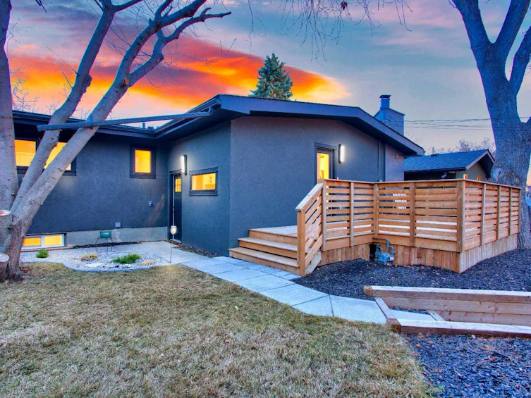 292 Carragana Crescent NW, Calgary, AB, T2L 1B1 - 39