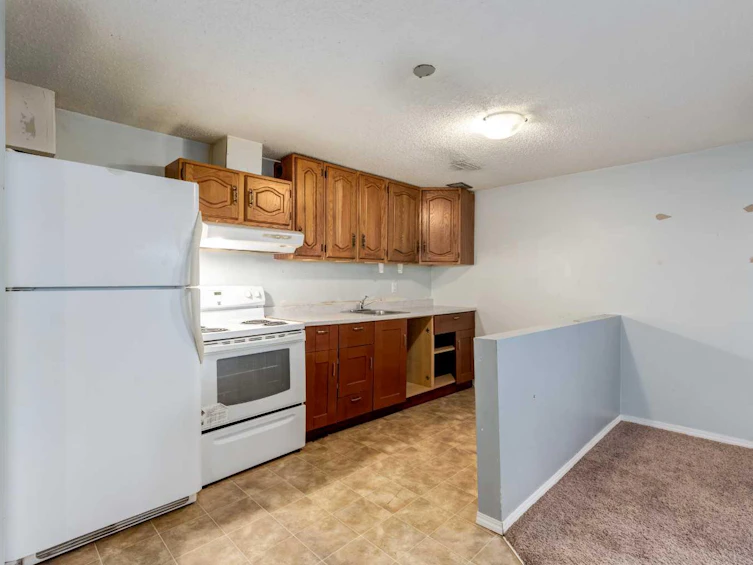 52 Abingdon Road NE, Calgary, AB, T2A 6X6 - 24