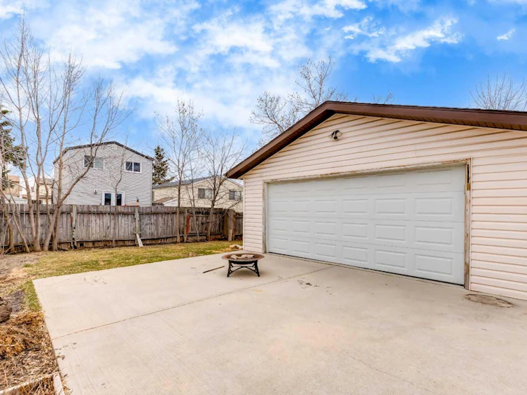 52 Abingdon Road NE, Calgary, AB, T2A 6X6 - 44