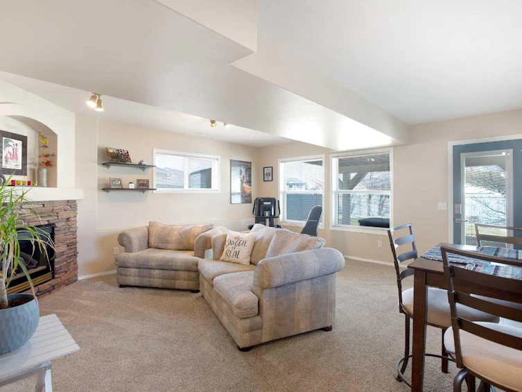 18 Everstone Court SW, Calgary, AB, T2Y 4J6 - 14