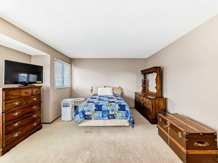 9 Strathcona Crescent SW, Calgary, AB, T3H 1K9 - 16