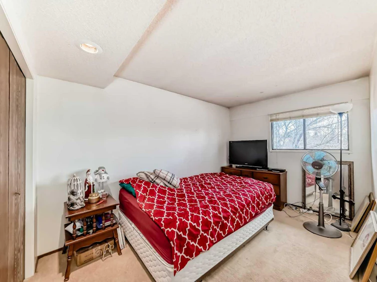 9 Strathcona Crescent SW, Calgary, AB, T3H 1K9 - 21