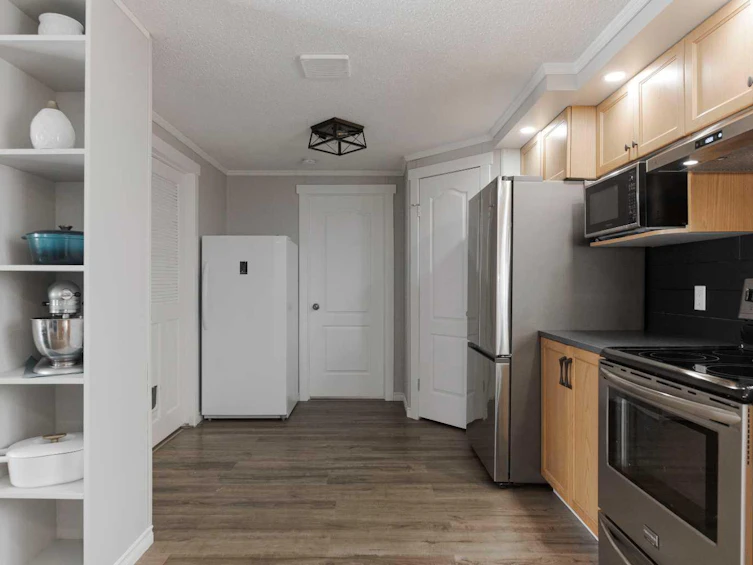 180 Harpe Way, Fort Mcmurray, AB, T9K 2K6 - 13