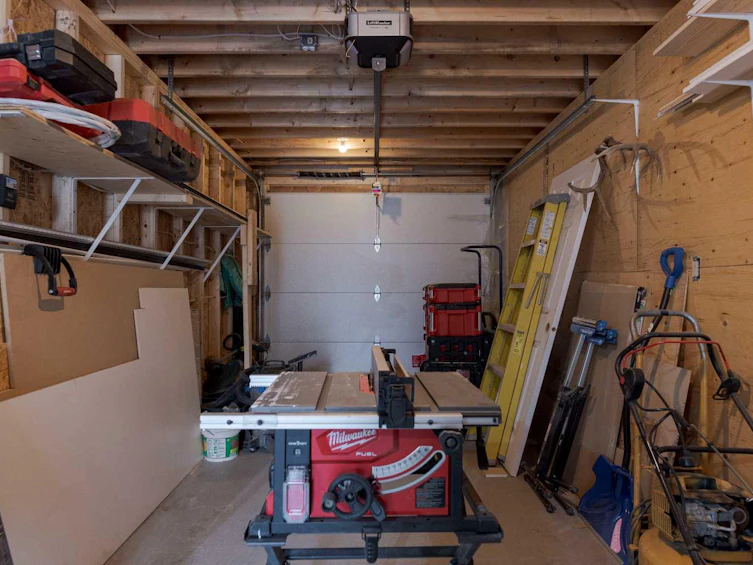 180 Harpe Way, Fort Mcmurray, AB, T9K 2K6 - 41