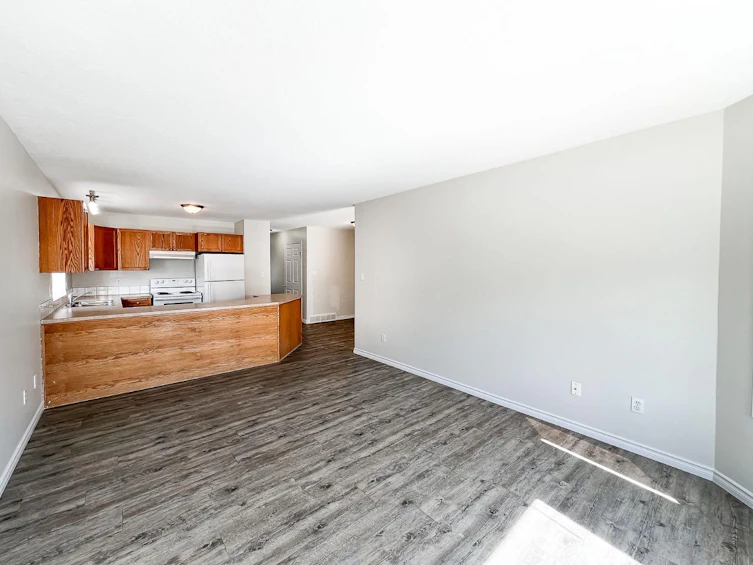 9212 94a Avenue, Grande Prairie, AB, T8V 6W5 - 7