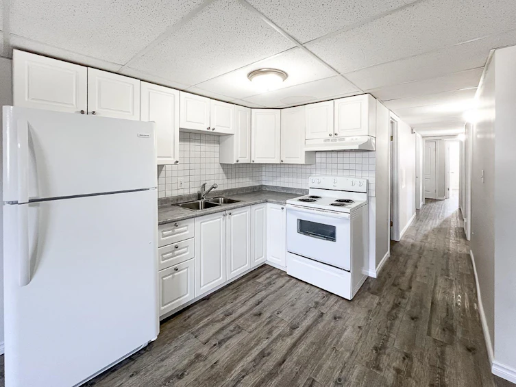 9212 94a Avenue, Grande Prairie, AB, T8V 6W5 - 21