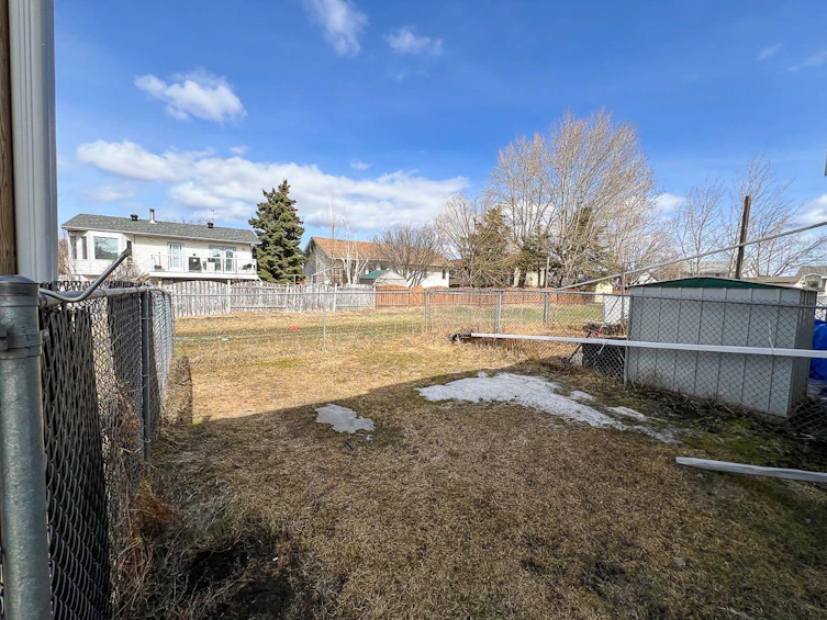 9212 94a Avenue, Grande Prairie, AB, T8V 6W5 - 32