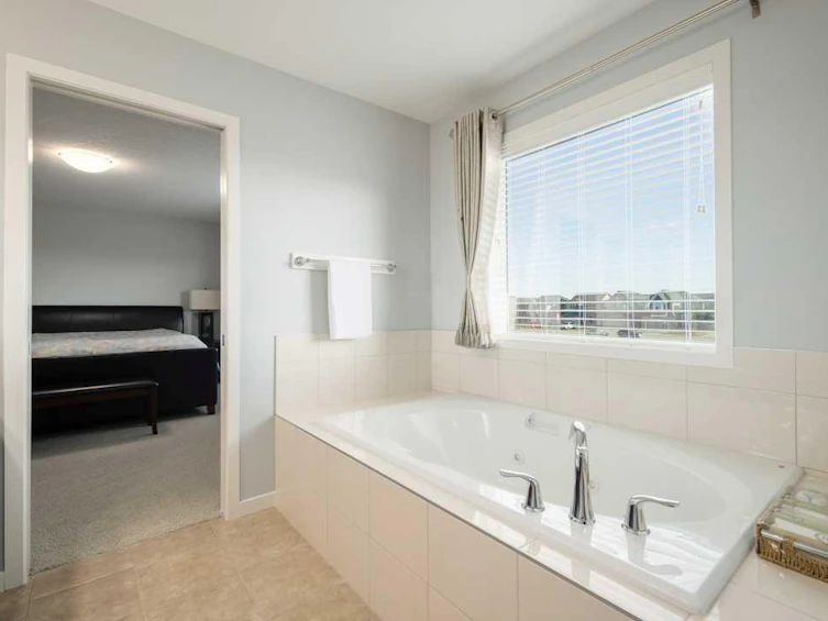 9 Aspenshire Crescent SW, Calgary, AB, T3H 0R4 - 39