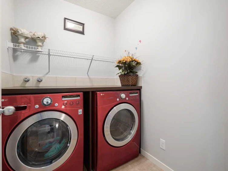 9 Aspenshire Crescent SW, Calgary, AB, T3H 0R4 - 47