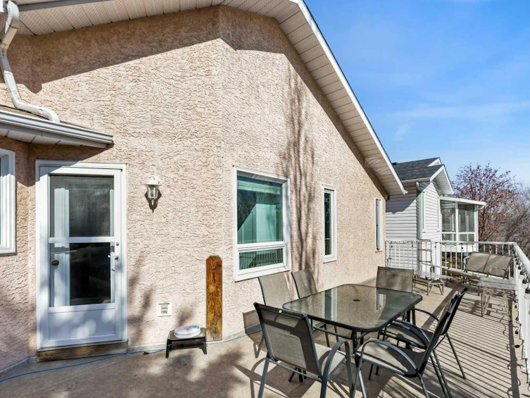84 Riverside Crescent SE, Calgary, AB, T2C 3Y2 - 17