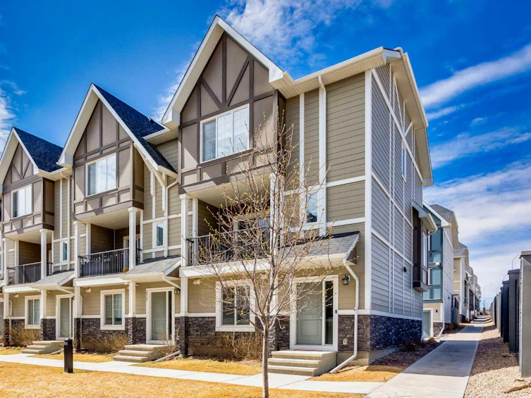 415 Nolanlake Villas NW, Calgary, AB, T3E 0Z7