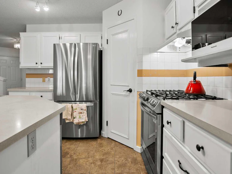 108 Riverwood Close SE, Calgary, AB, T2C 3Z5 - 7