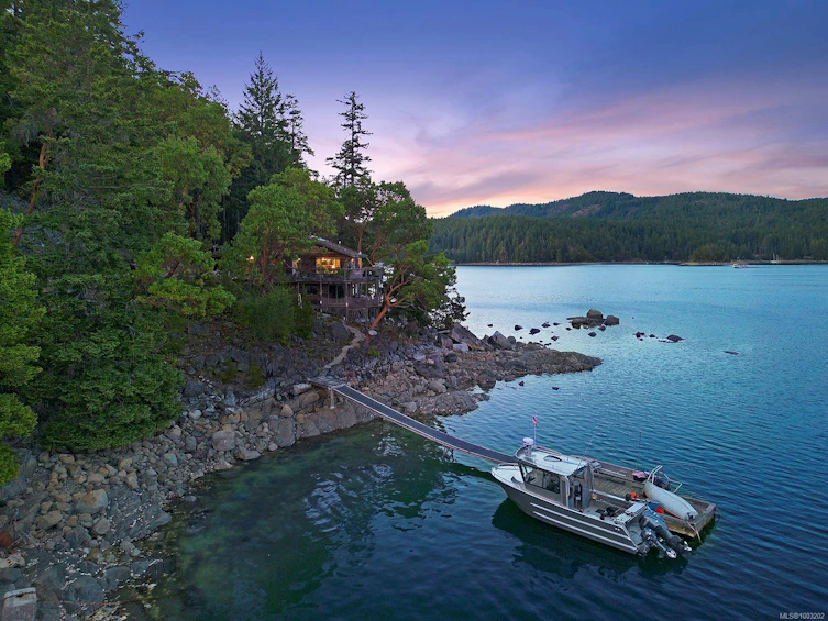 0 Tan Island, Cortes Island, BC, V0P 1Z0 - 52