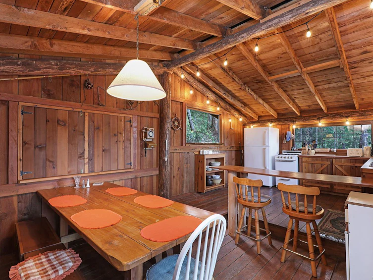 0 Tan Island, Cortes Island, BC, V0P 1Z0 - 31