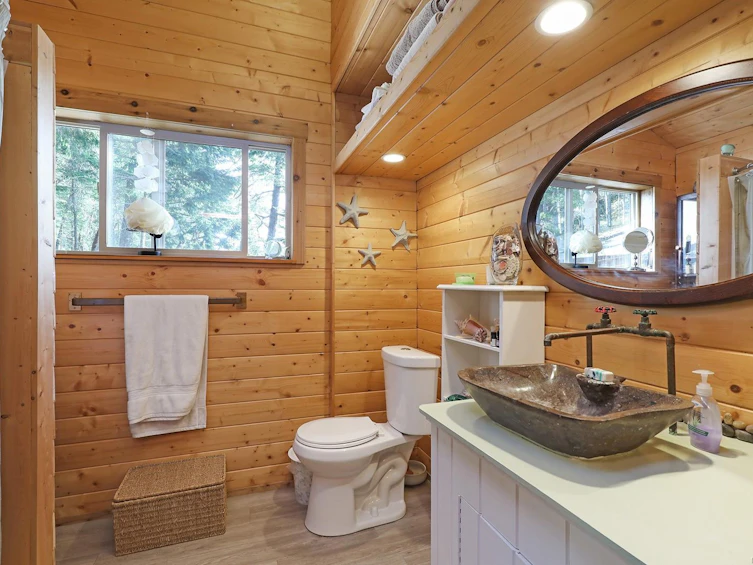 0 Tan Island, Cortes Island, BC, V0P 1Z0 - 48