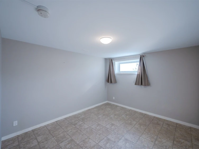 217 Greenwood Drive, Penticton, BC, V2A 7P9 - 34