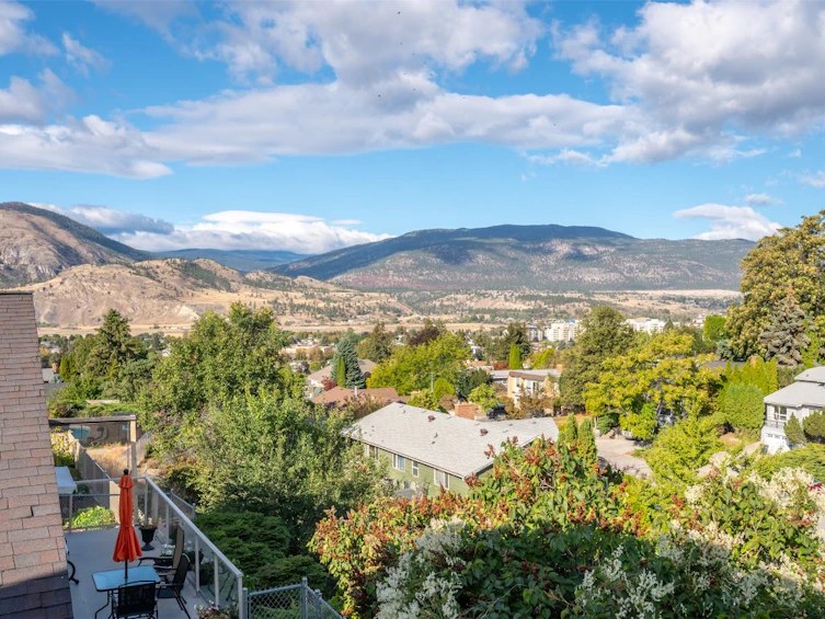217 Greenwood Drive, Penticton, BC, V2A 7P9 - 3