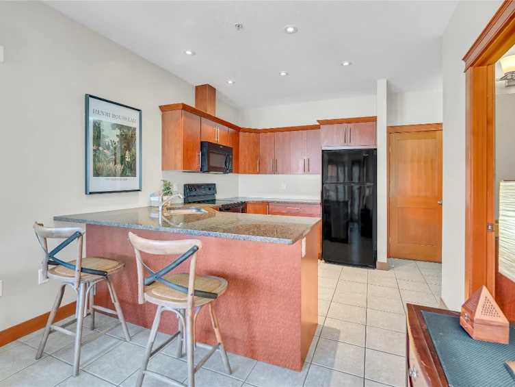 203-93 Winnipeg Street, Penticton, BC, V2A 5L9 - 7