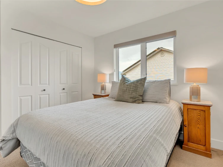 1064 E Westminster Avenue, Penticton, BC, V2A 8G3 - 29