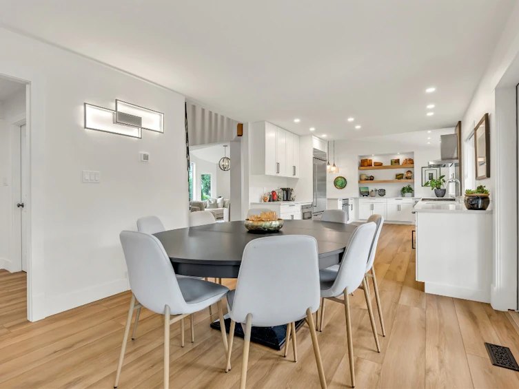 1064 E Westminster Avenue, Penticton, BC, V2A 8G3 - 18